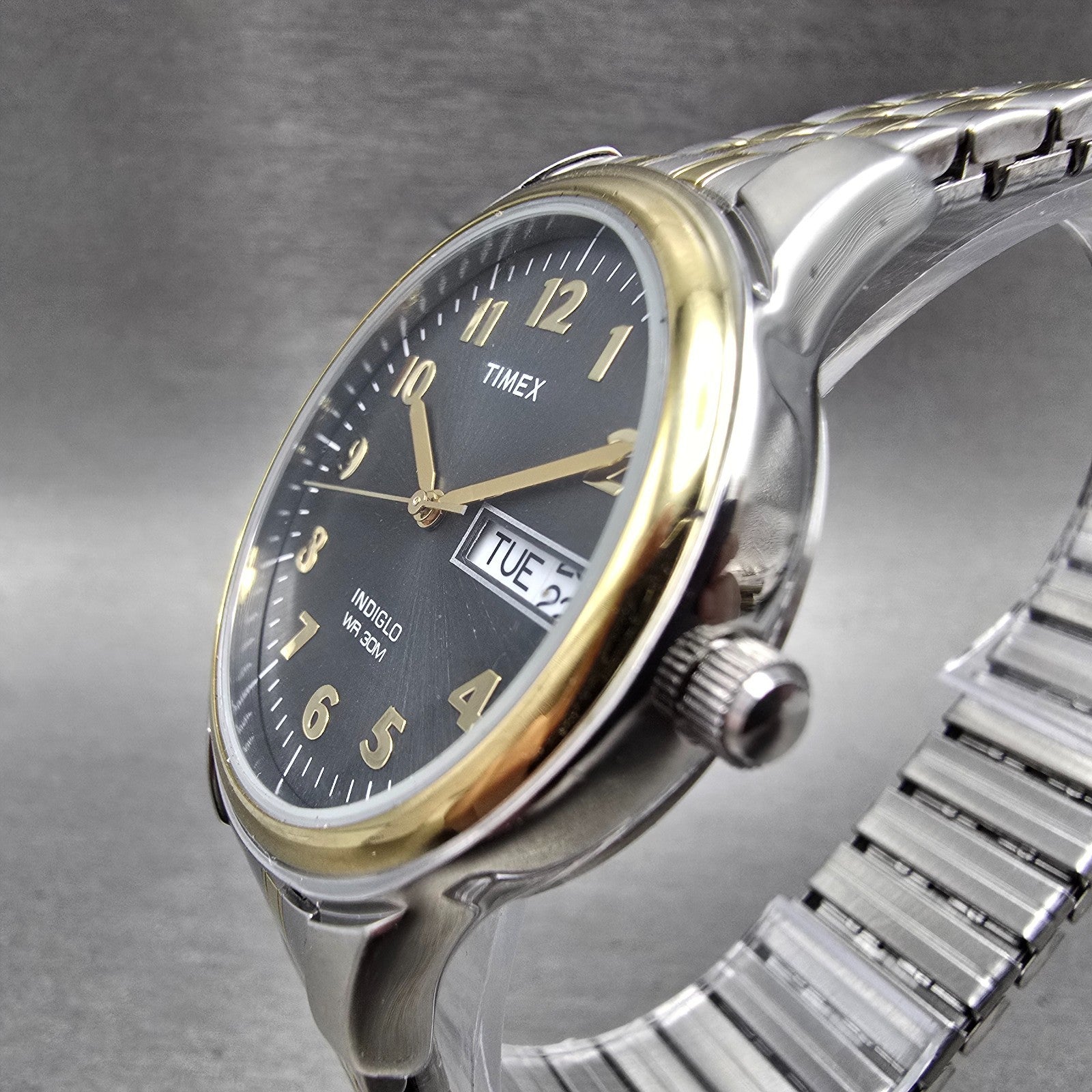 Timex Charles Street Watch Men 36mm Gray Dial Two Tone Daydate T2N093 New Batt2