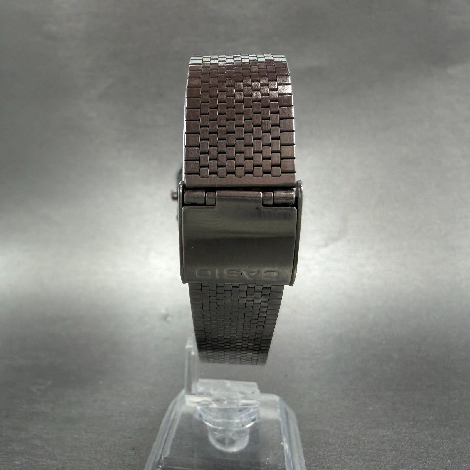 Casio AQ-330 Watch Men 31mm White Dial Silver Tone Alarm Chrono New Battery7