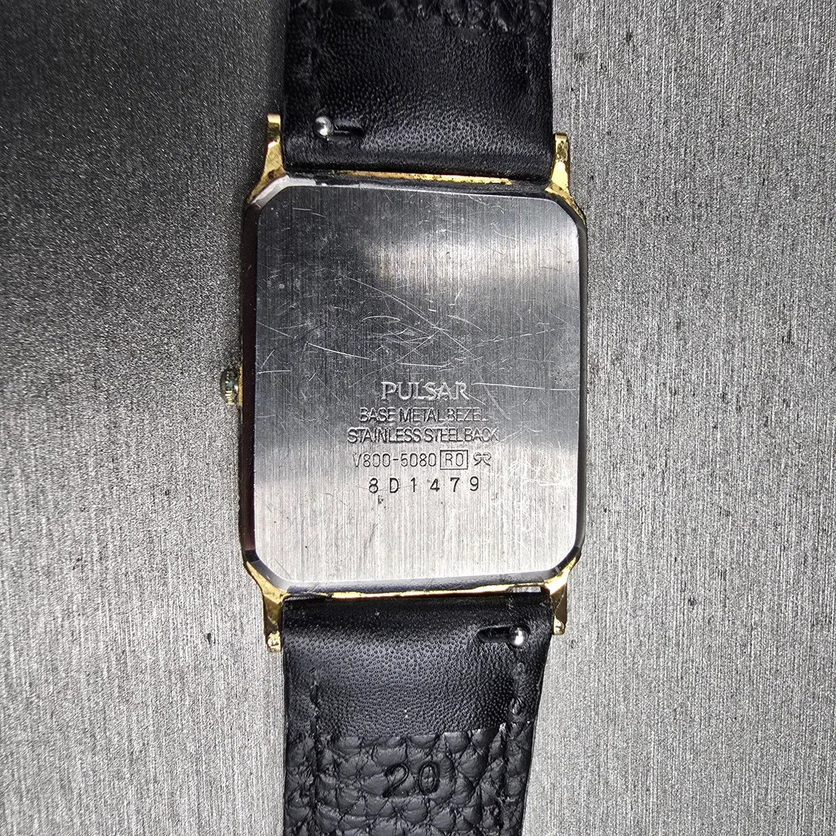 Pulsar Tank Watch Men 27mm Champagne Dial Gold Tone Rectangle V800-5080 New Batt10