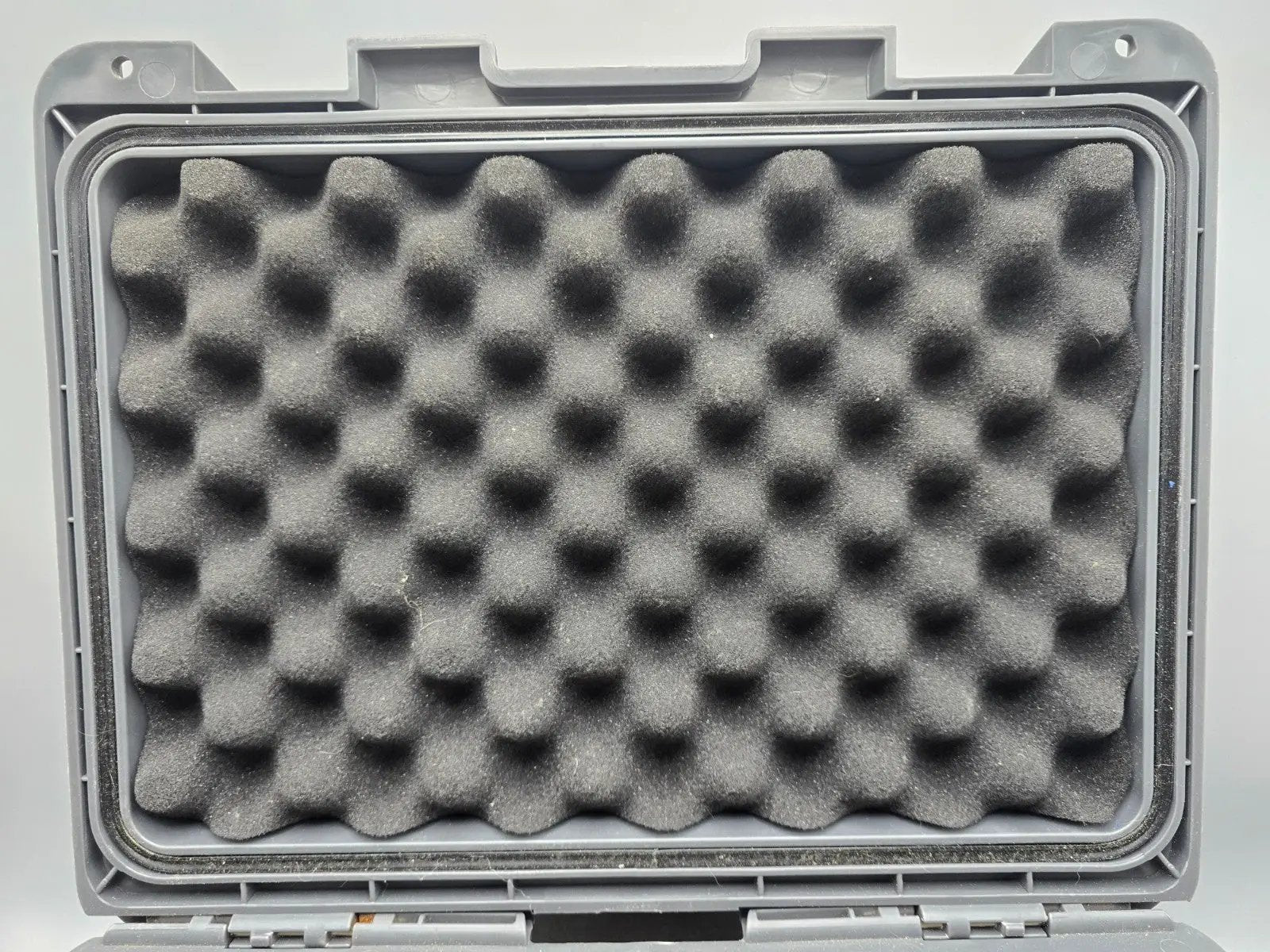 48425312