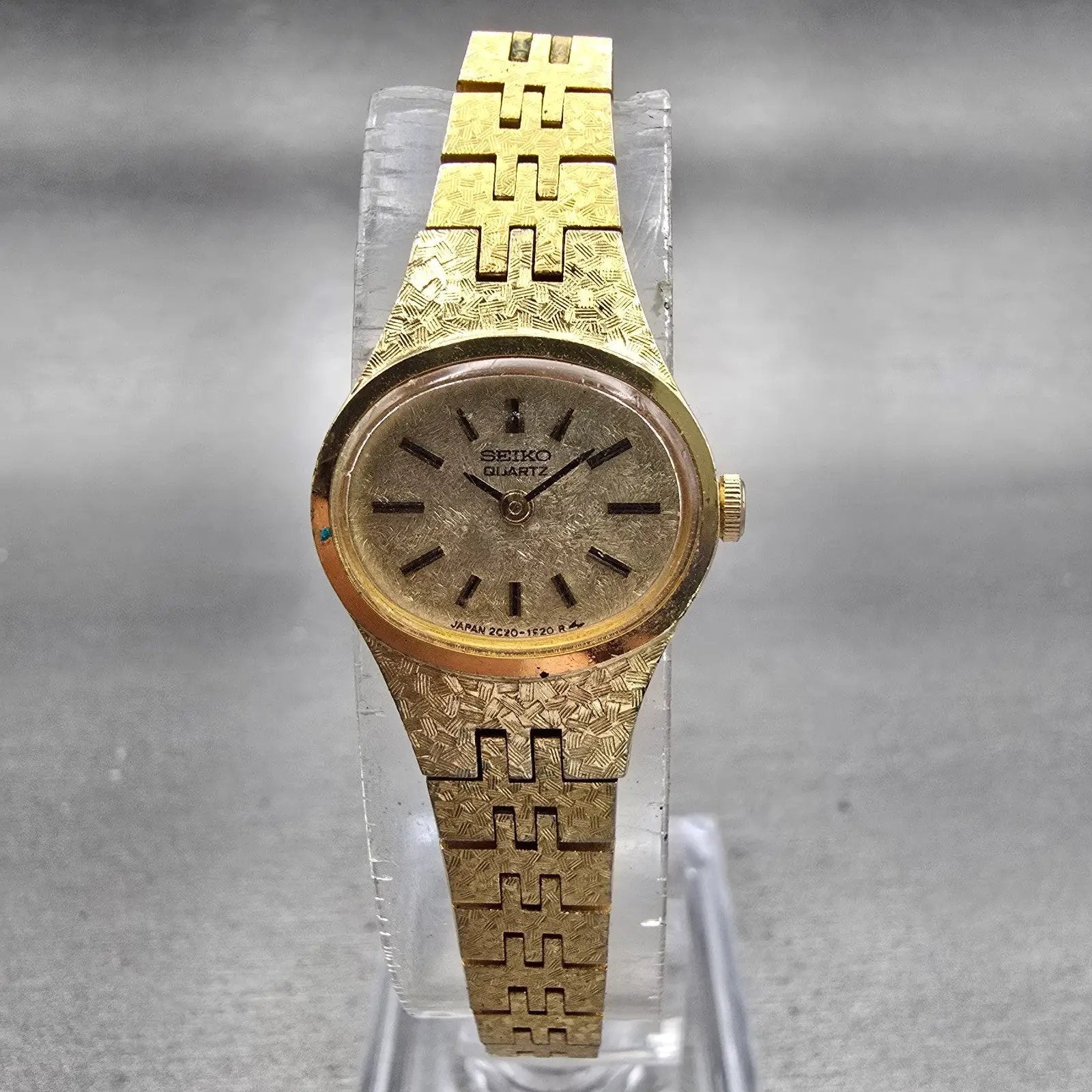 Seiko Watch Women 17mm Gold Dial Gold Tone Oval 2C20-5759 New Battery Vintage0