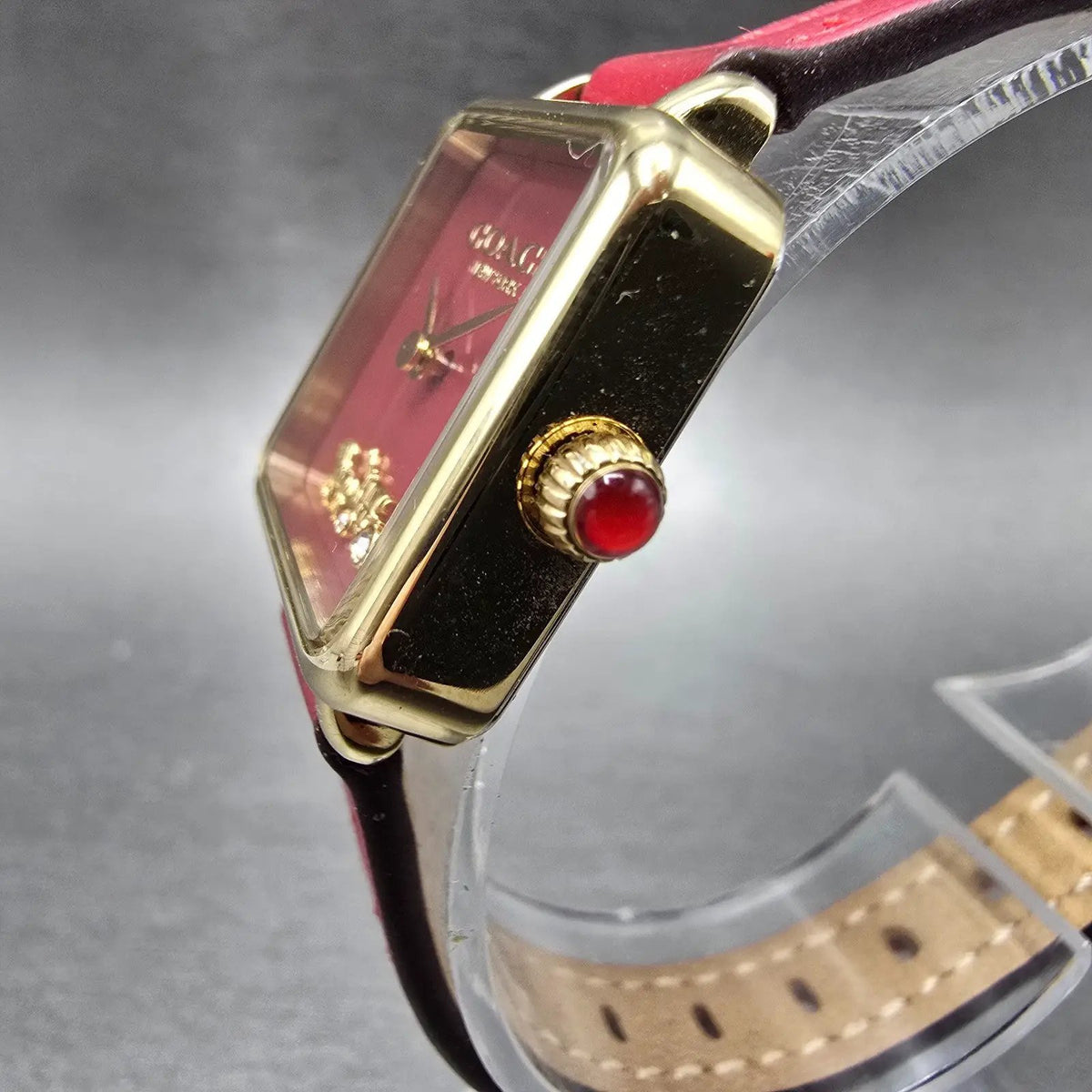 Coach Watch Women 22mm Red Dial Gold Tone Square 14504226 Leather New Battery2