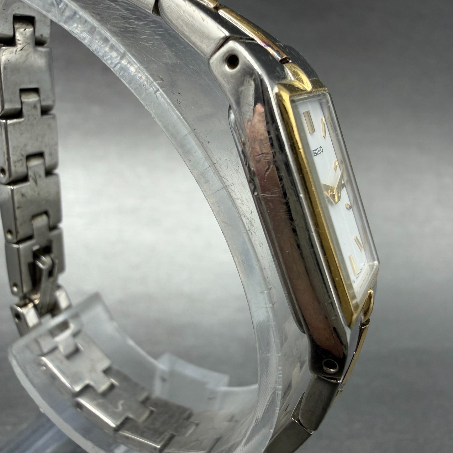 Seiko Tank Watch Women 13mm White Dial two Tone Rectangle 2E20-0AY0 New BatteryK3