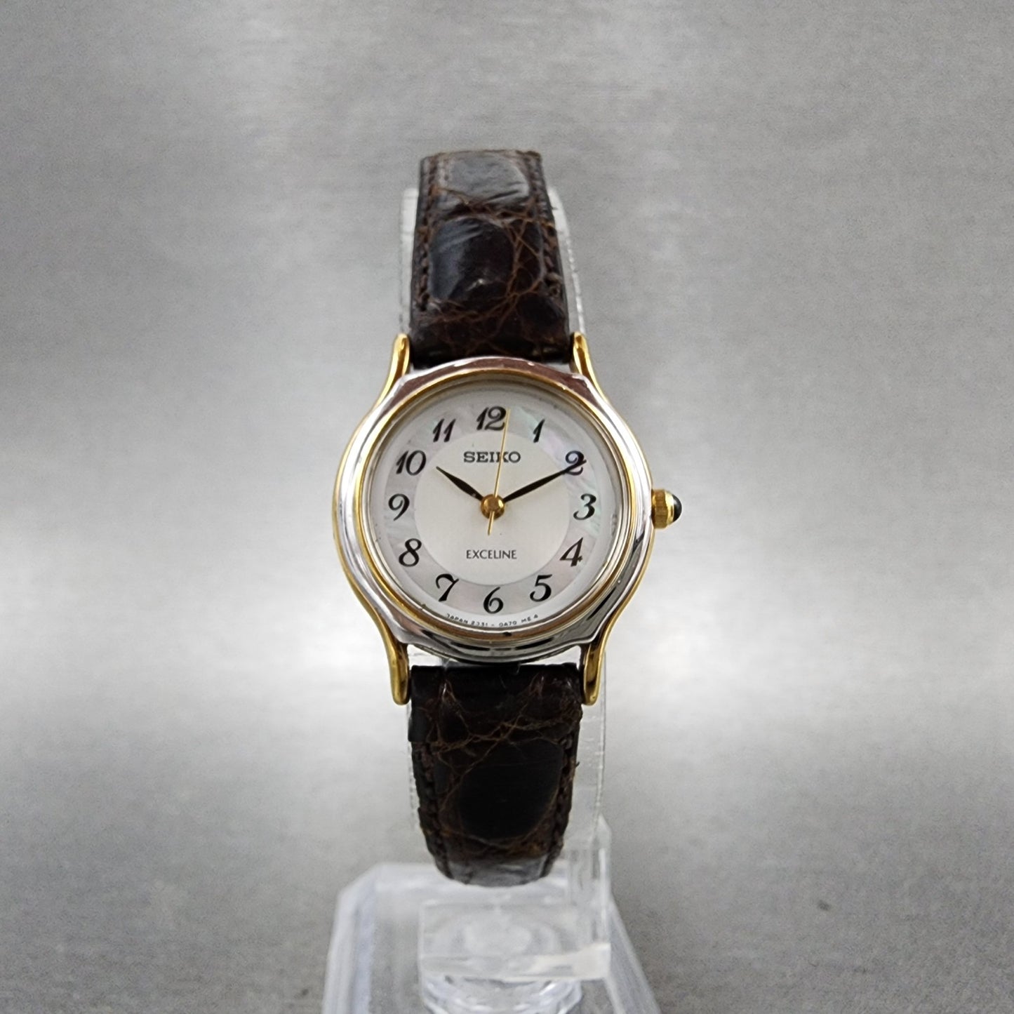 Seiko Exceline Watch Women 23mm MOP Dial Two Tone Round 2j310a50 New Battery5