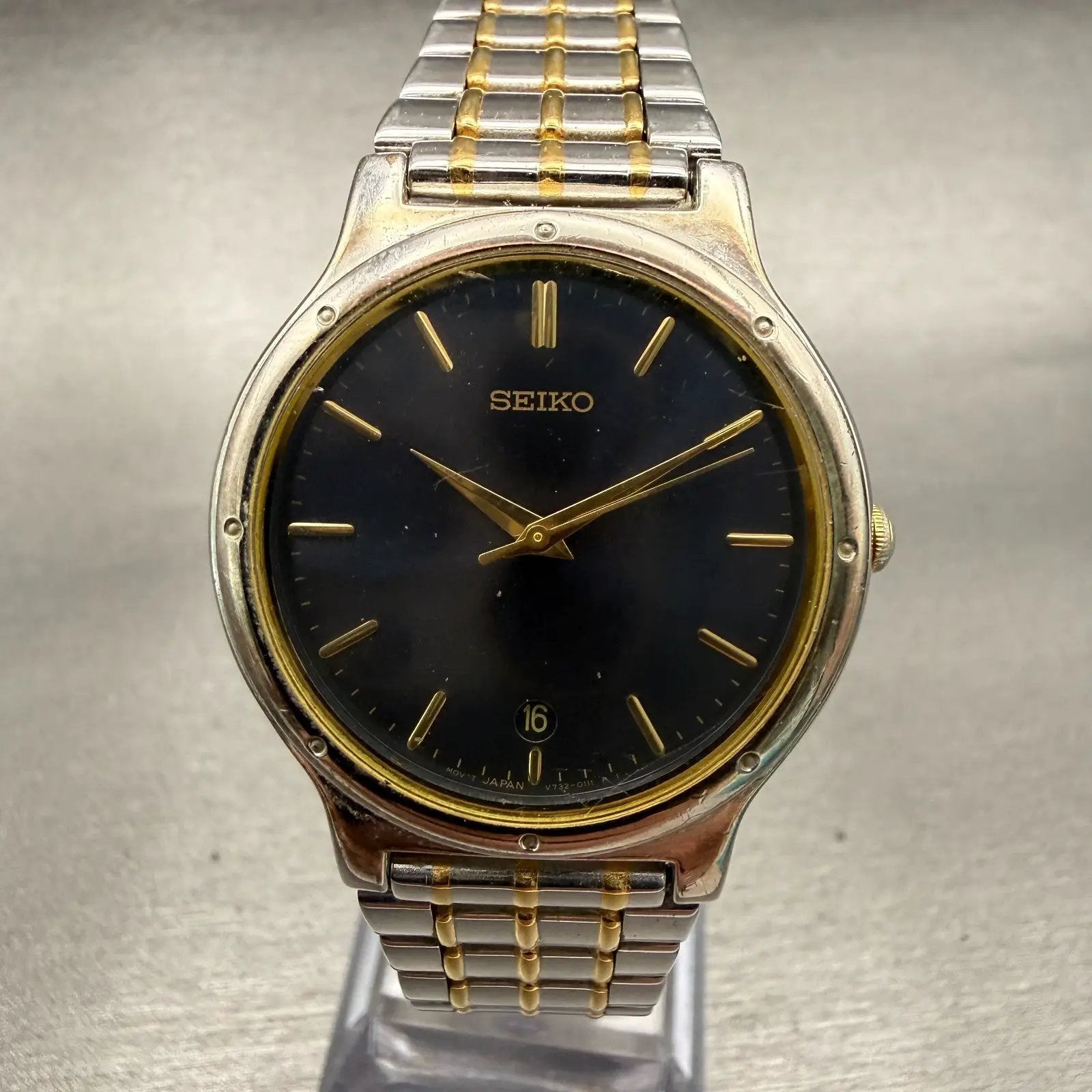 Seiko Watch Men 33mm Black Dial Two Tone Date Round V732-0090 New Battery VTG0