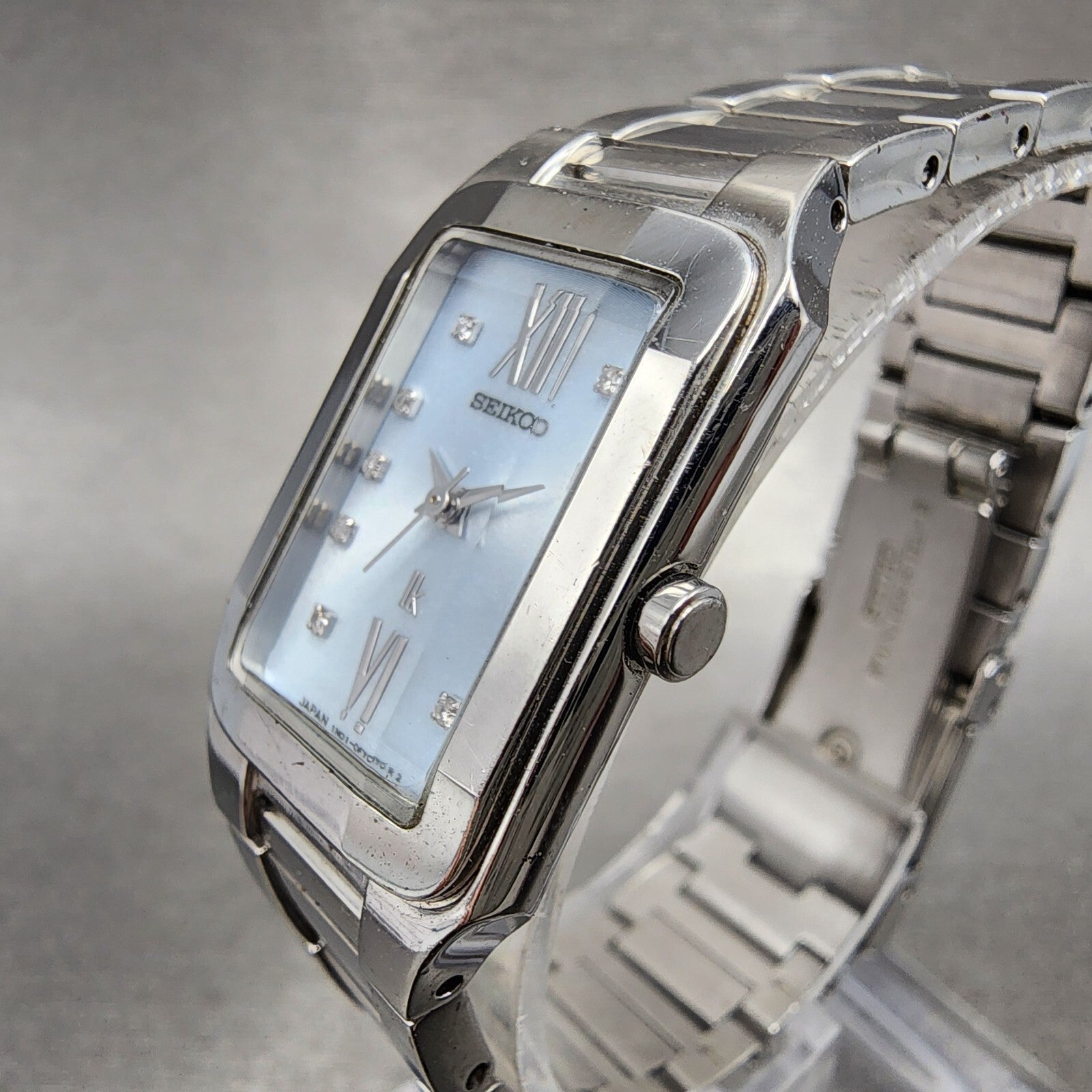 Seiko Lukia Tank Watch Women 20mm Gray Dial Stainless Steel Rectangle New Batt2