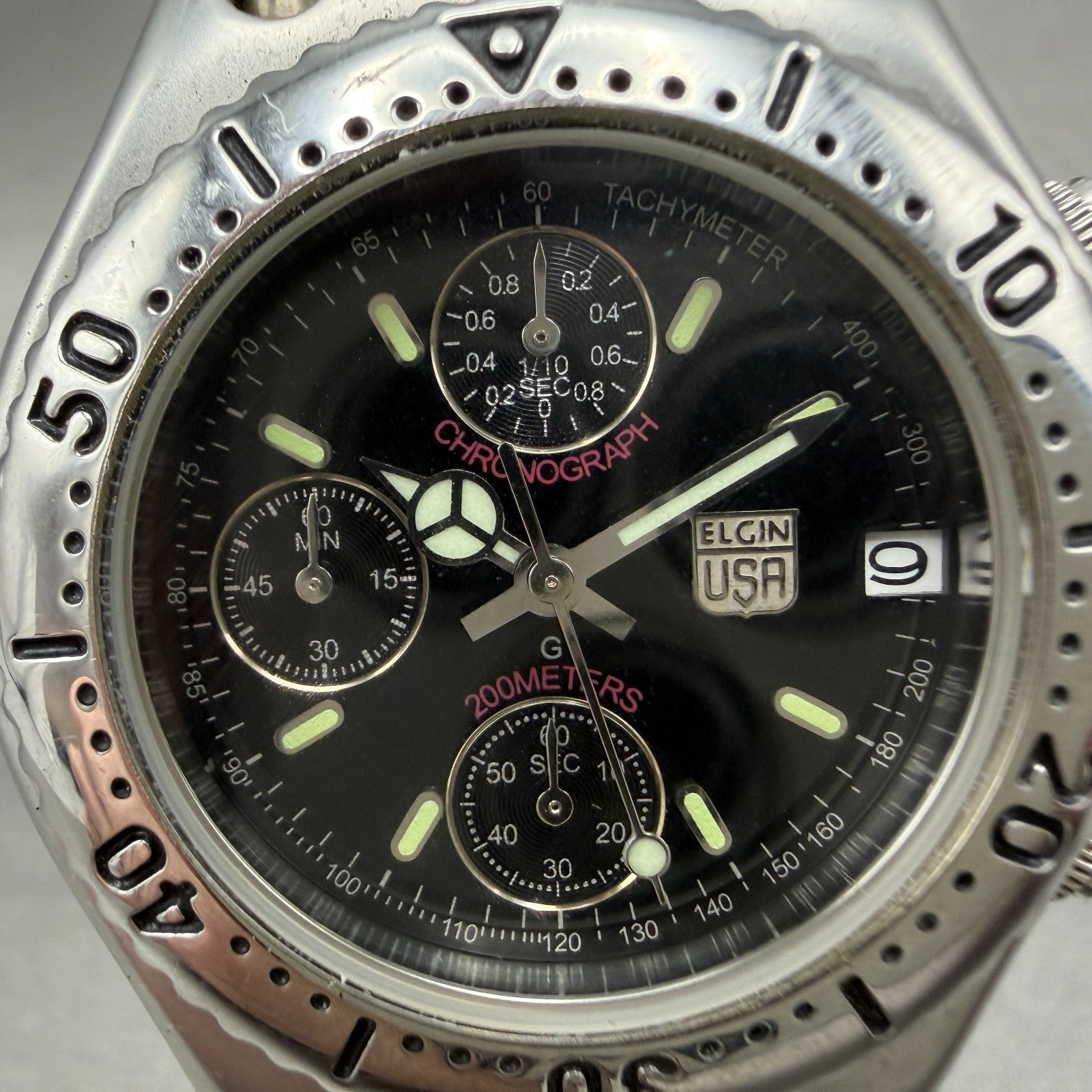 Elgin Chronograph Watch Men 39mm Black Dial Silver Tone Round FK-667 New Battery1