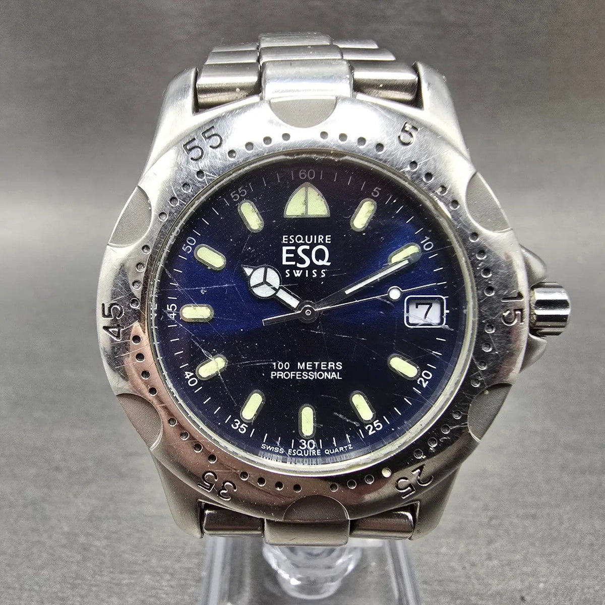 ESQ Dive Watch Men 38mm Blue Dial Steel Date E5066 Round New Battery0