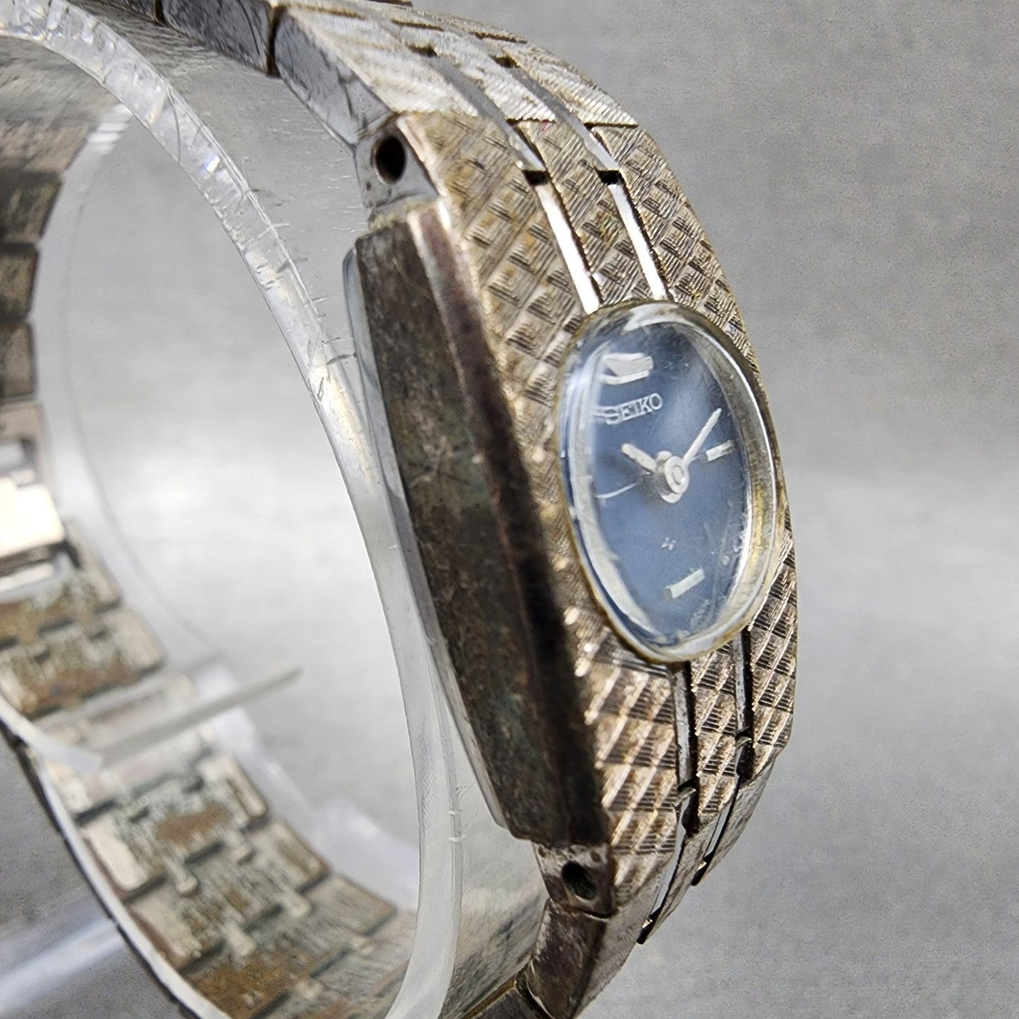 Seiko Watch Women 18mm Blue Dial Silver Tone Rectangle Manual Wind Runs VTG3