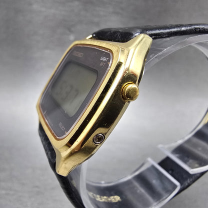 Seiko Watch Men 32mm Gold Digital Rectangle Daydate F051-5029 New Battery VTG2