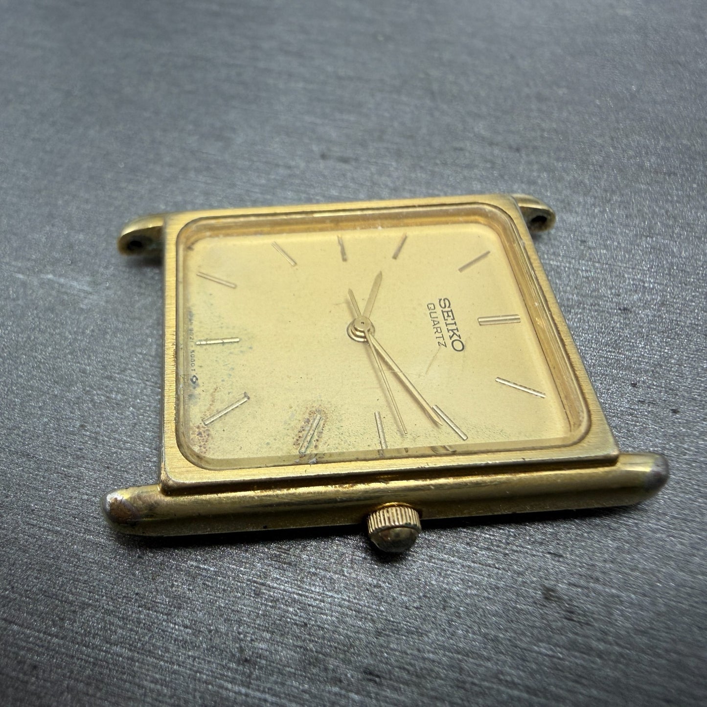 Seiko Tank Watch Men 25mm Champagne Dial Gold Tone Rectangle 9021-5009 PARTS6