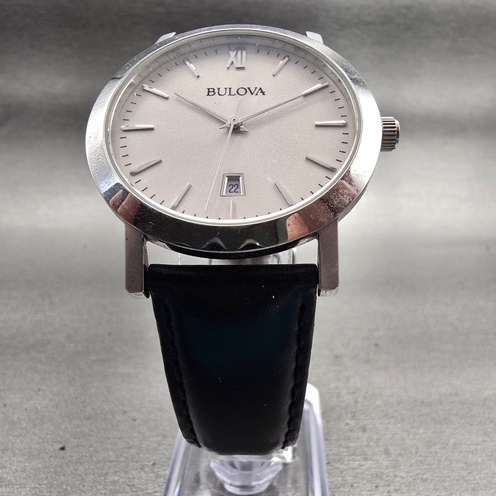 Bulova Watch Men 37mm Silver Dial Silver Tone Date Round 96B217 New Battery5