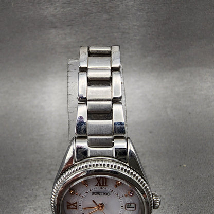 Seiko Solar Watch Women 25mm White Dial Silver Tone Date Round 1B220BZ0 Runs4