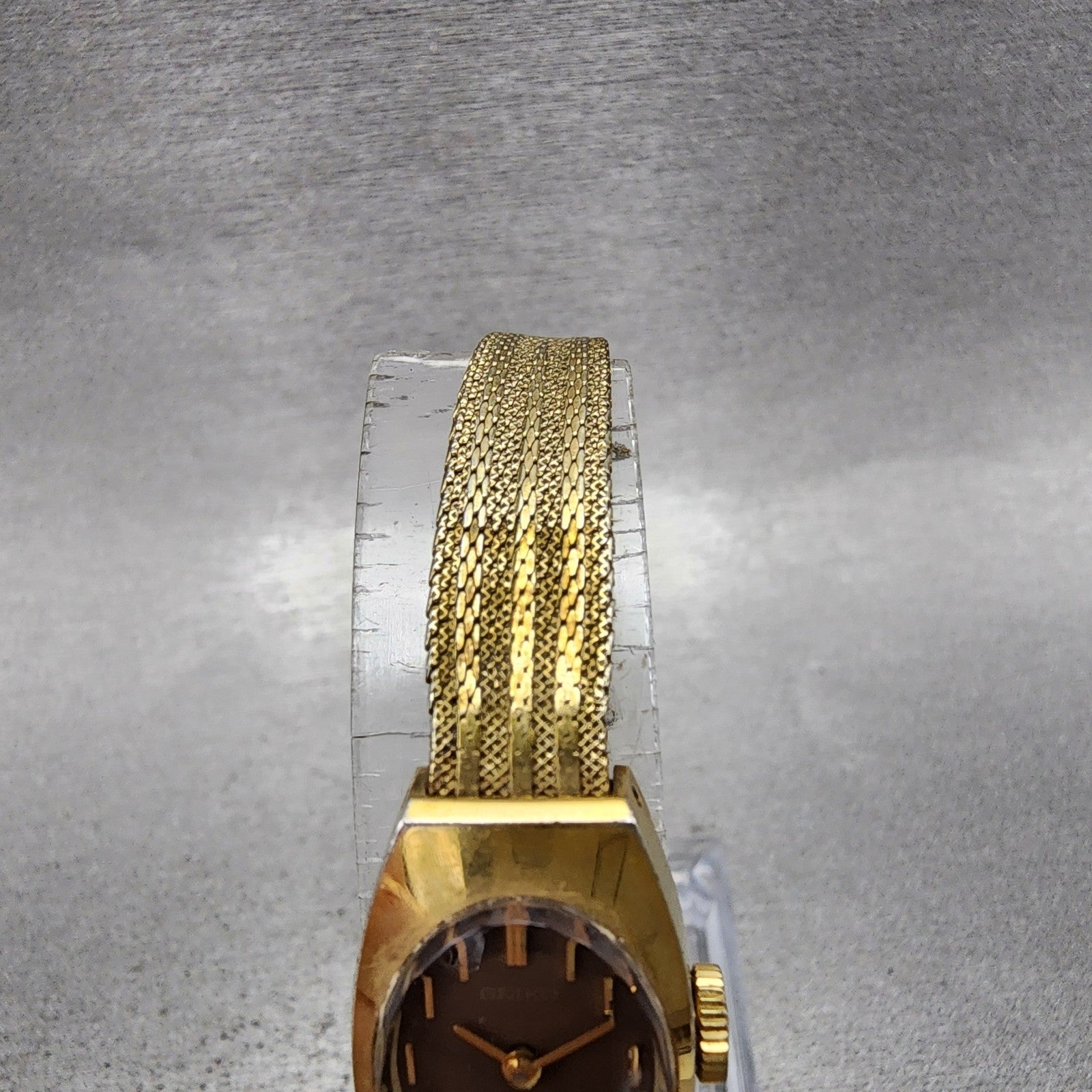 Seiko Watch Women 15mm Brown Dial Gold Tone Manual Wind Rectangle 117039 Runs4