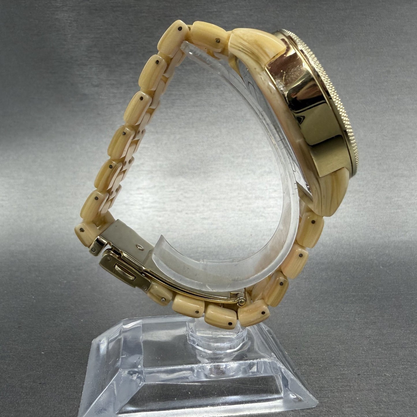 Michael Kors Jet Set Watch Women 37mm MOP Dial Gold Tone Daydate MK-5039 New Bat8
