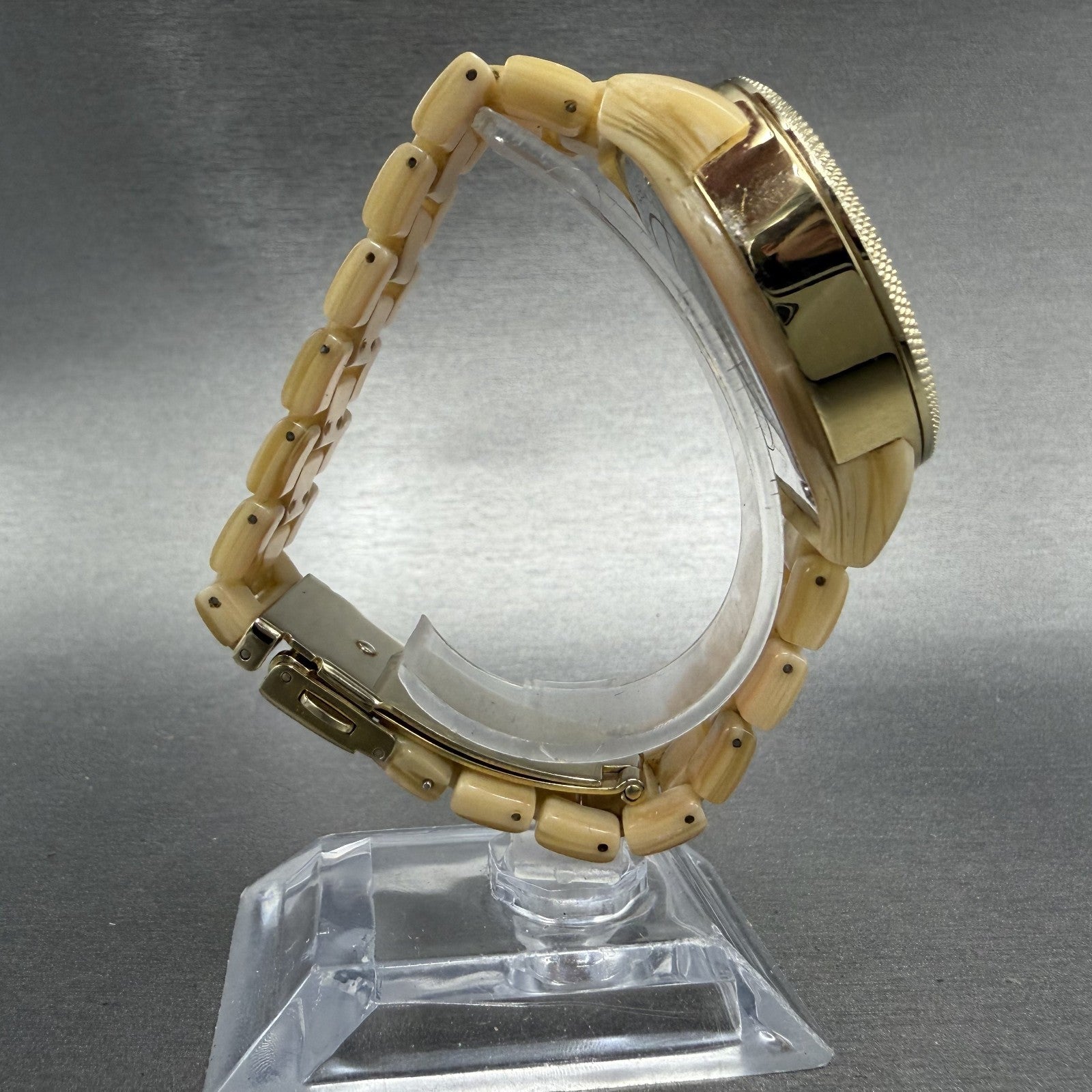 Michael Kors Jet Set Watch Women 37mm MOP Dial Gold Tone Daydate MK-5039 New Bat8