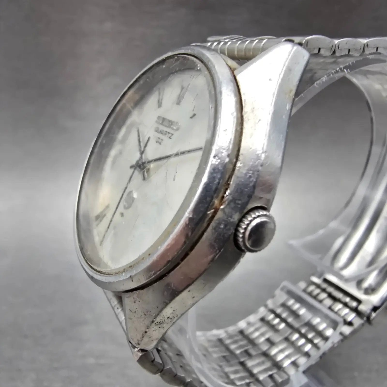 Seiko QZ Watch Men 36mm Silver Dial Silver Tone Round 0920-8000 New Battery VTG2
