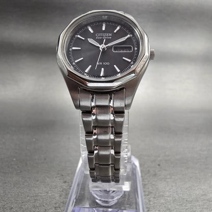 Citizen Eco-Drive Watch Women 26mm Black Dial Silver Daydate E001-S053463 Works5