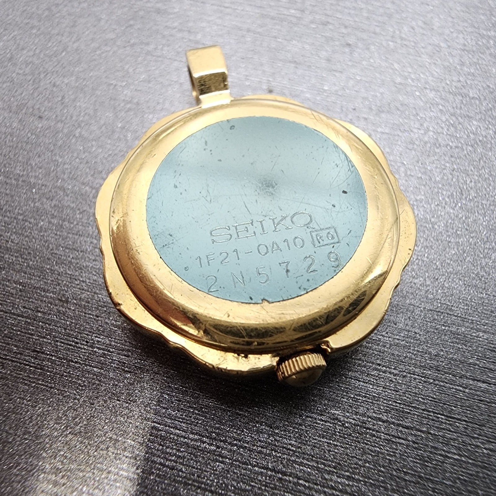 Seiko Necklace Watch Women 21mm Champagne Dial Gold Tone 1f210a10 New Battery7