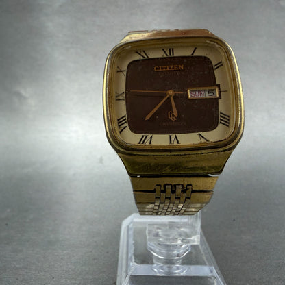 CITIZEC CQ Crystron Watch Men 35mm Brown Dial Gold Tone Daydate 4-731310 PARTS6