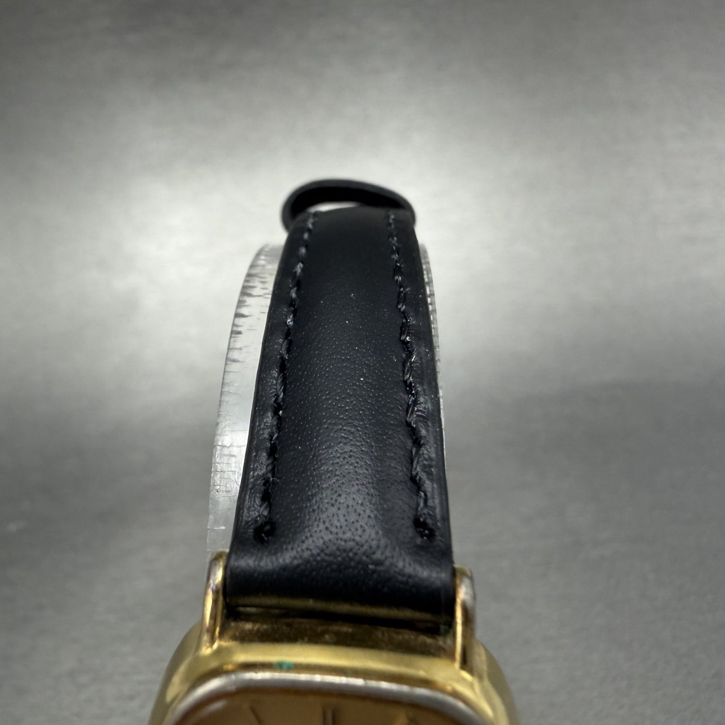 Seiko SQ Watch Women 21mm Champagne Dial Gold Tone Daydate 8523-5009 New Battery4