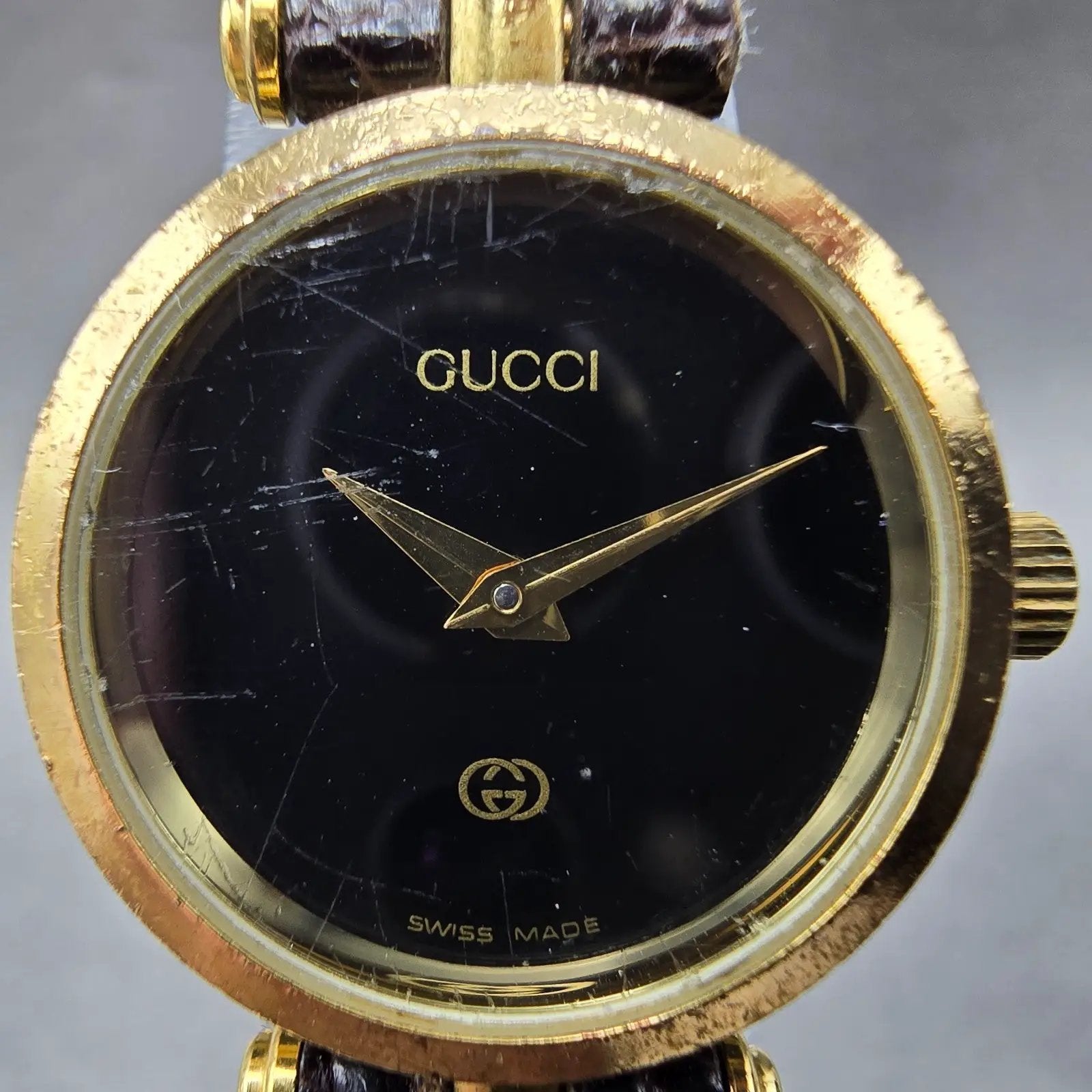 Gucci 2000L Watch Women 22mm Black Dial Gold Plated Round New Battery VTG BDRER1
