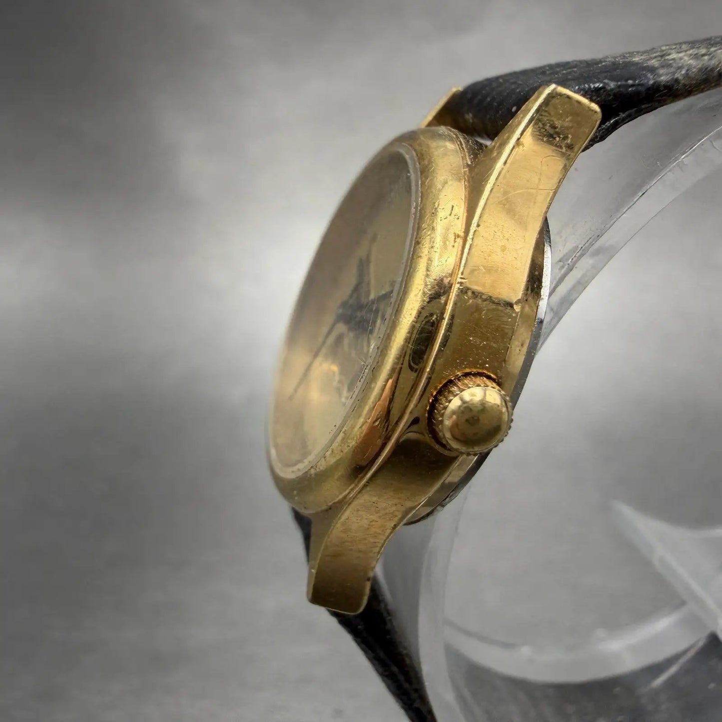 Wittnauer Pegasus Watch Women 24mm Gold Dial Gold Tone Round New Battery2