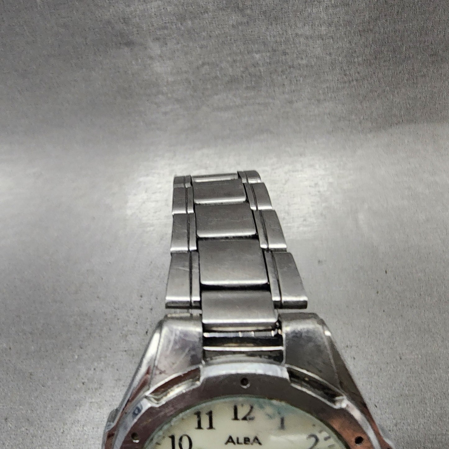 Seiko Alba Watch Men 39mm White Dial Silver Tone Date V7320S00 New Battery4