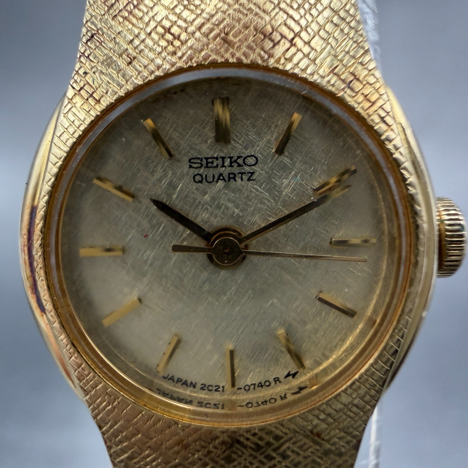 Seiko Watch Women 17mm Champagne Dial Gold Tone Round 2C21-0160 New Battery VTG1