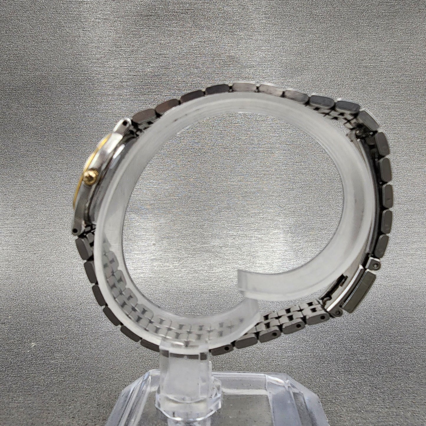 Seiko Creo Watch Women 24mm White Dial Two Tone Round 1F210B70 New Battery6