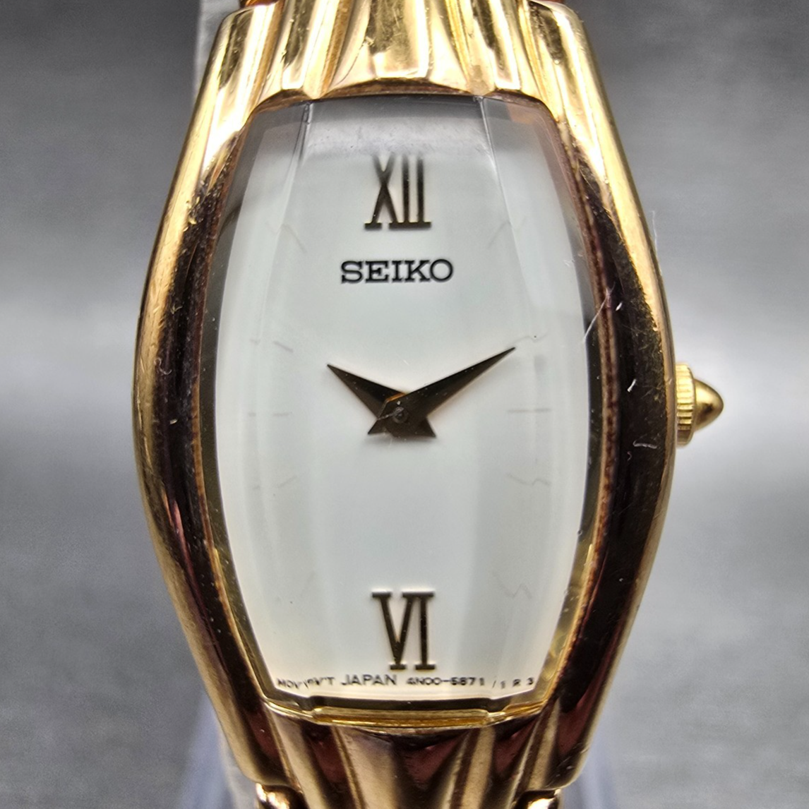 Seiko Watch Women 18mm White Dial Gold Tone Oval 4N00-7209 New Battery Vintage1