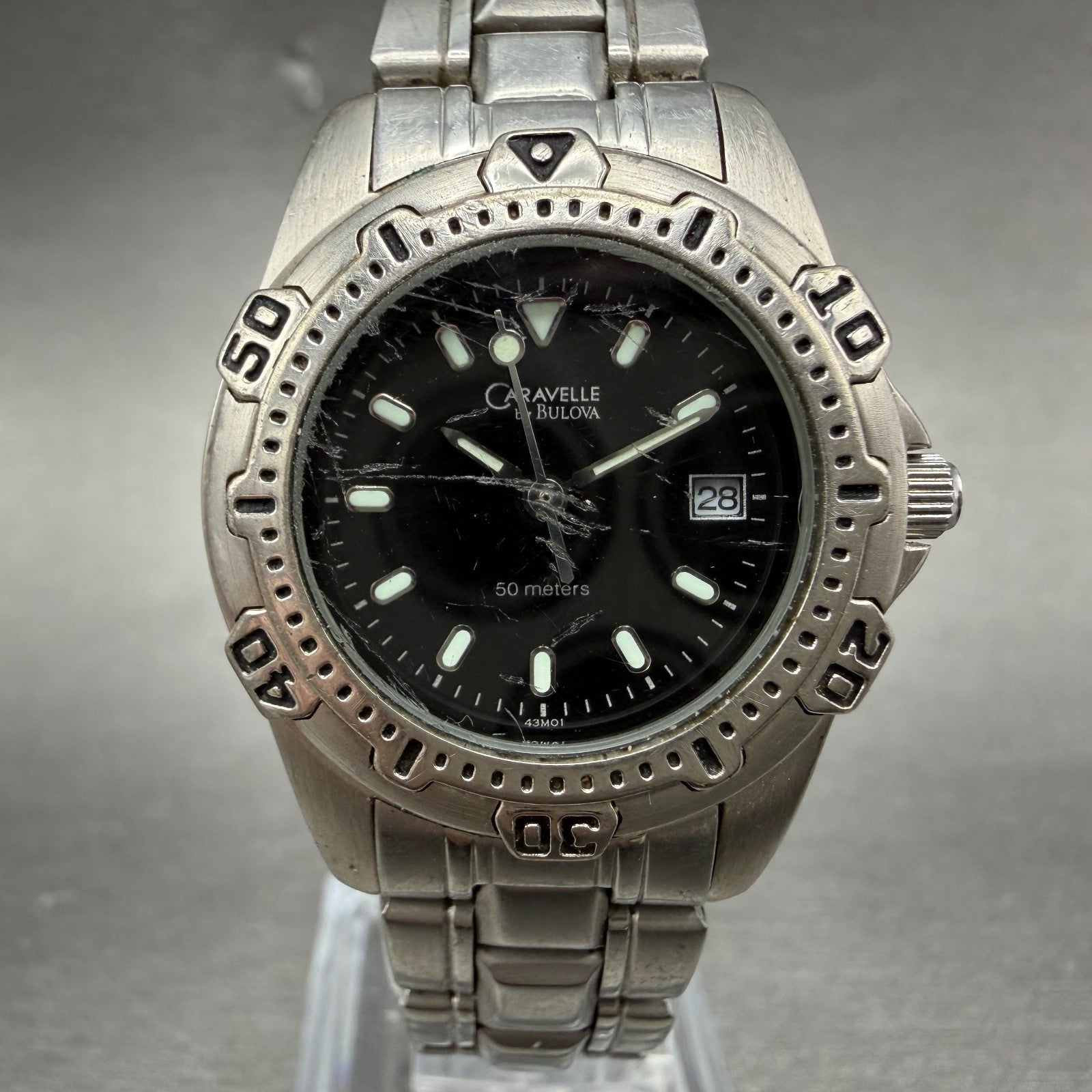 Bulova Caravelle Dive Watch Women 28mm Black Dial Silver Tone Date New battery0