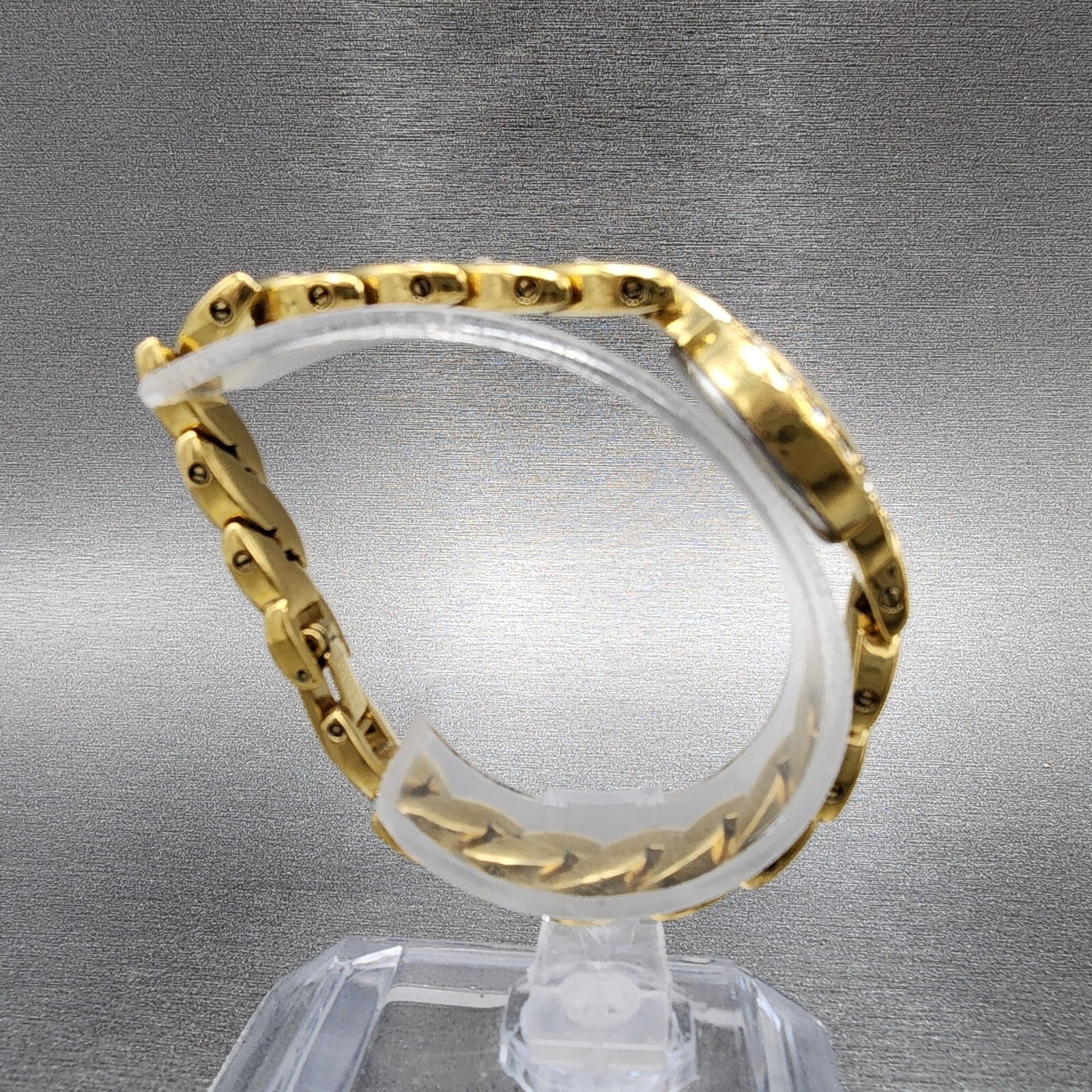 Wittnauer Watch Women 19mm Gold Dial Gold Tone Round Crystal Accents New Battery8