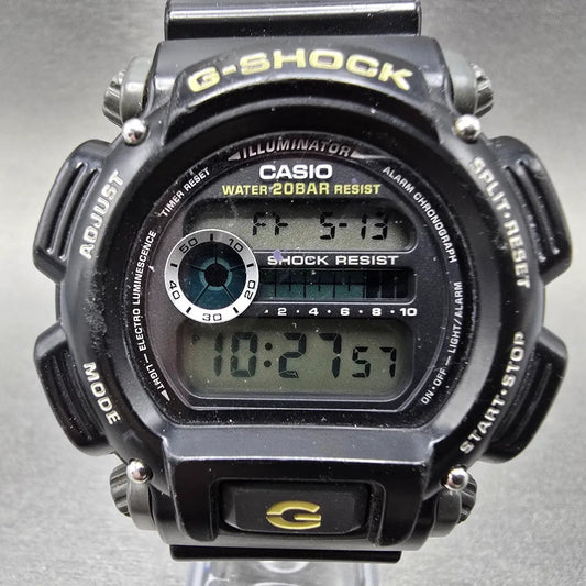 Casio G-Shock DW-9052 Watch Men 47mm Black Dial Alarm Chronograph New Battery L0