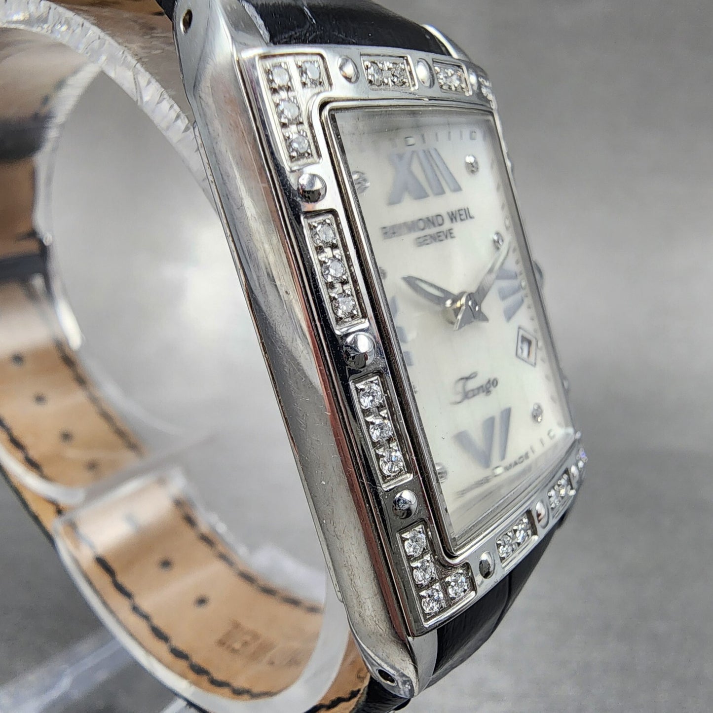 Raymond Weil Tango Tank Watch Women 24mm MOP Dial Steel Diamond New Battery3