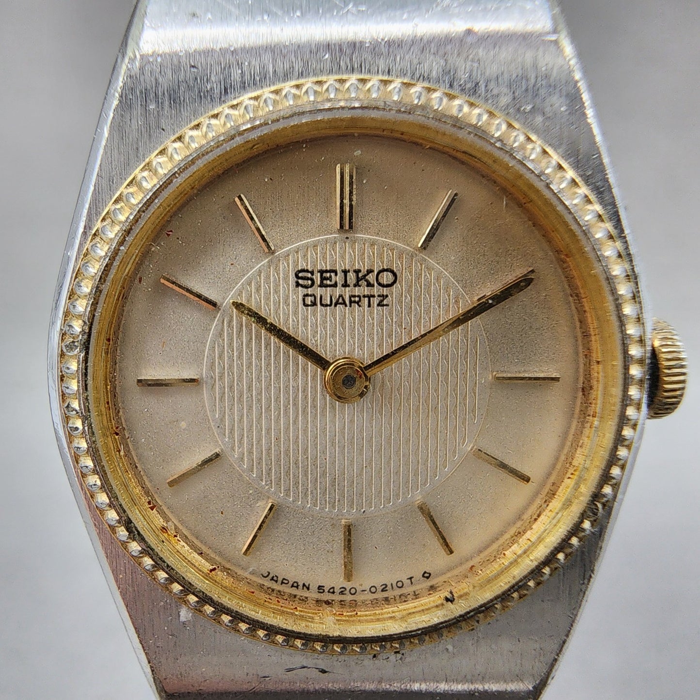 Seiko Watch Women 20mm Silver Dial Two Tone Round 54200059 New Battery1