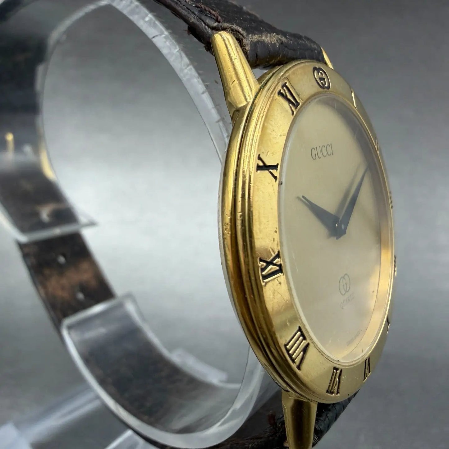 Gucci 3001M Watch Men 33mm Champagne Dial Gold plated Round New Battery VTG3