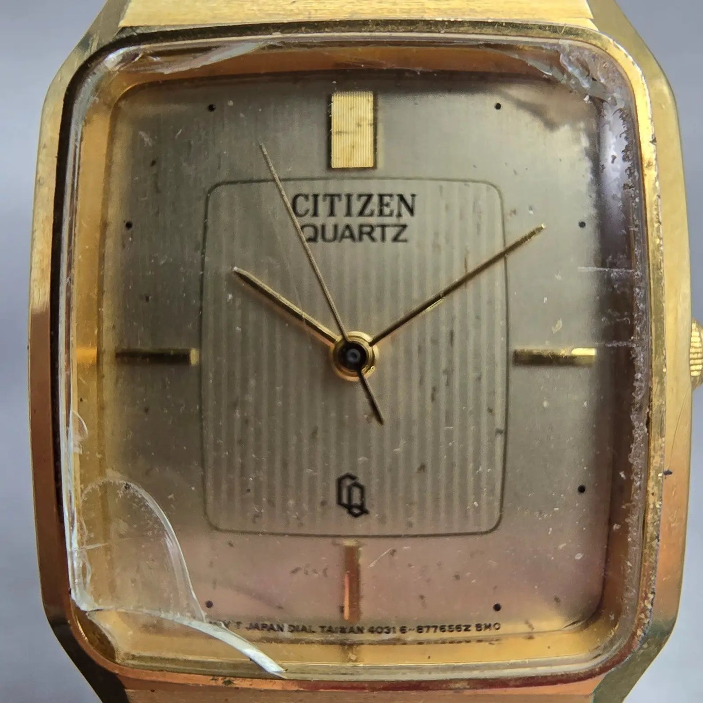 Citizen CQ Watch Men 27mm Champagne Dial Gold Tone 4031-893514 New Battery VTG1