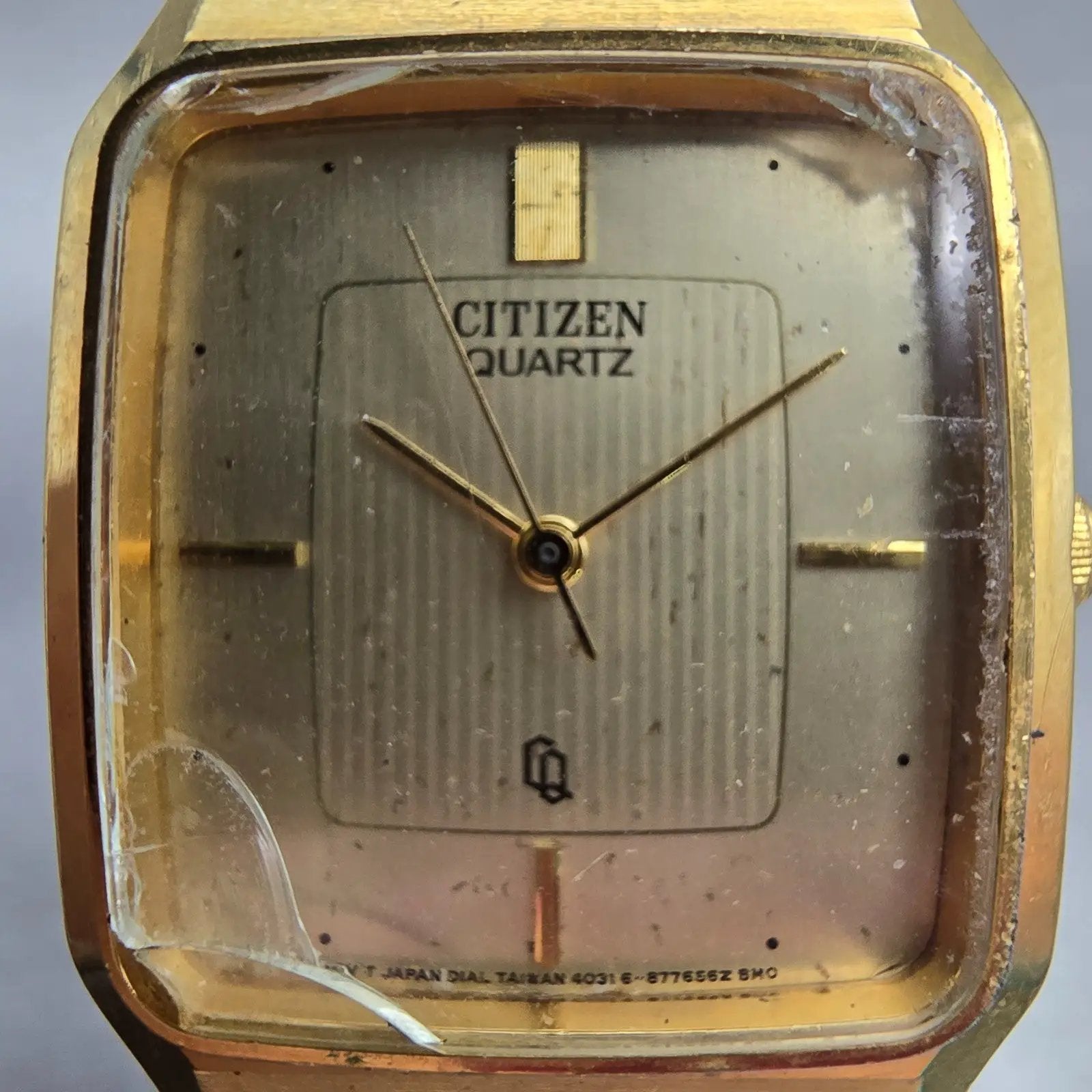 Citizen CQ Watch Men 27mm Champagne Dial Gold Tone 4031-893514 New Battery VTG1