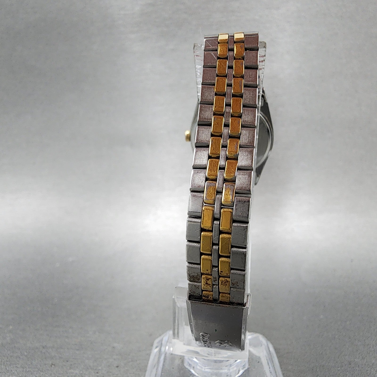 Seiko SQ Watch Women 23mm Champagne Dial Two Tone Dyadate 2a230029 New Batt ABC7