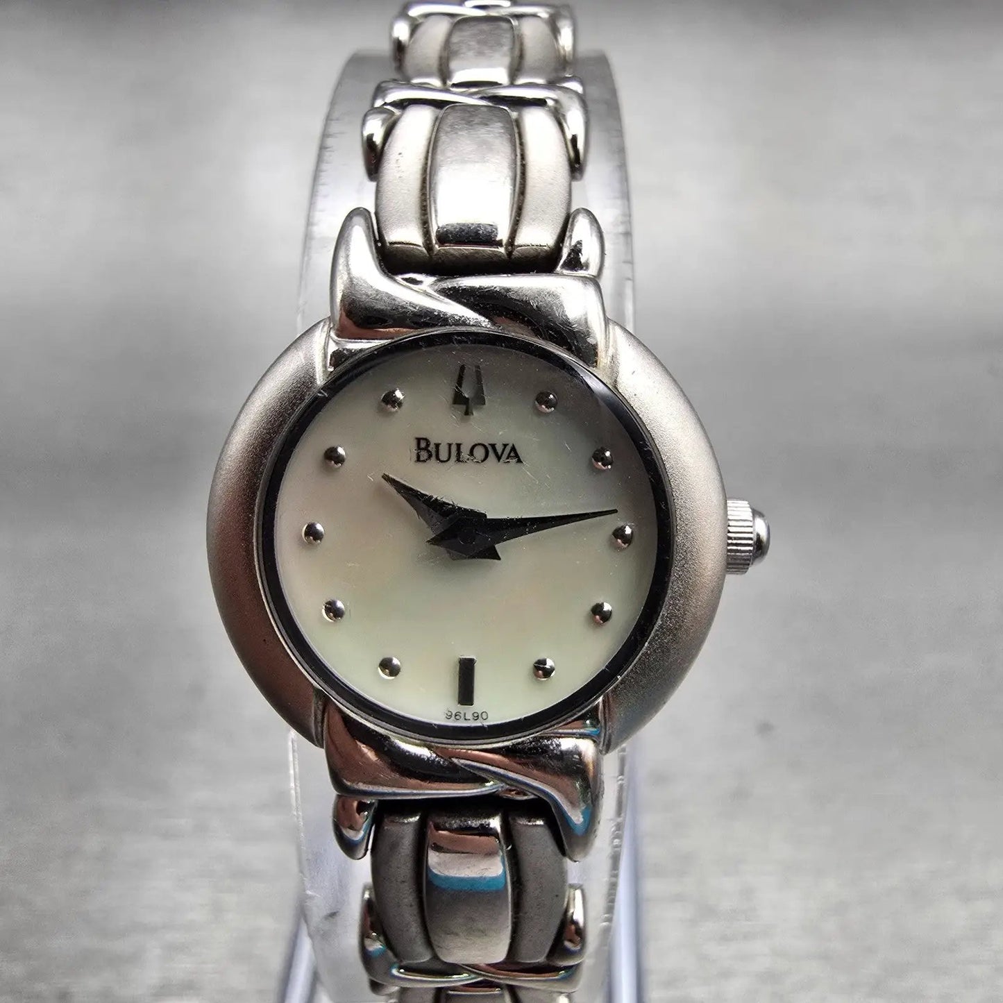 Bulova Watch Women 20mm MOP Dial Silver Tone Round 96L90 New Battery Bracelet0