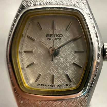 Seiko Watch Women 17mm Silver Dial Silver Tone Oval 4N01-5029 New Battery VTG1