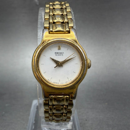Seiko Watch Women 19mm White Dial Gold Tone Round V401-0518 New Battery Vintage0