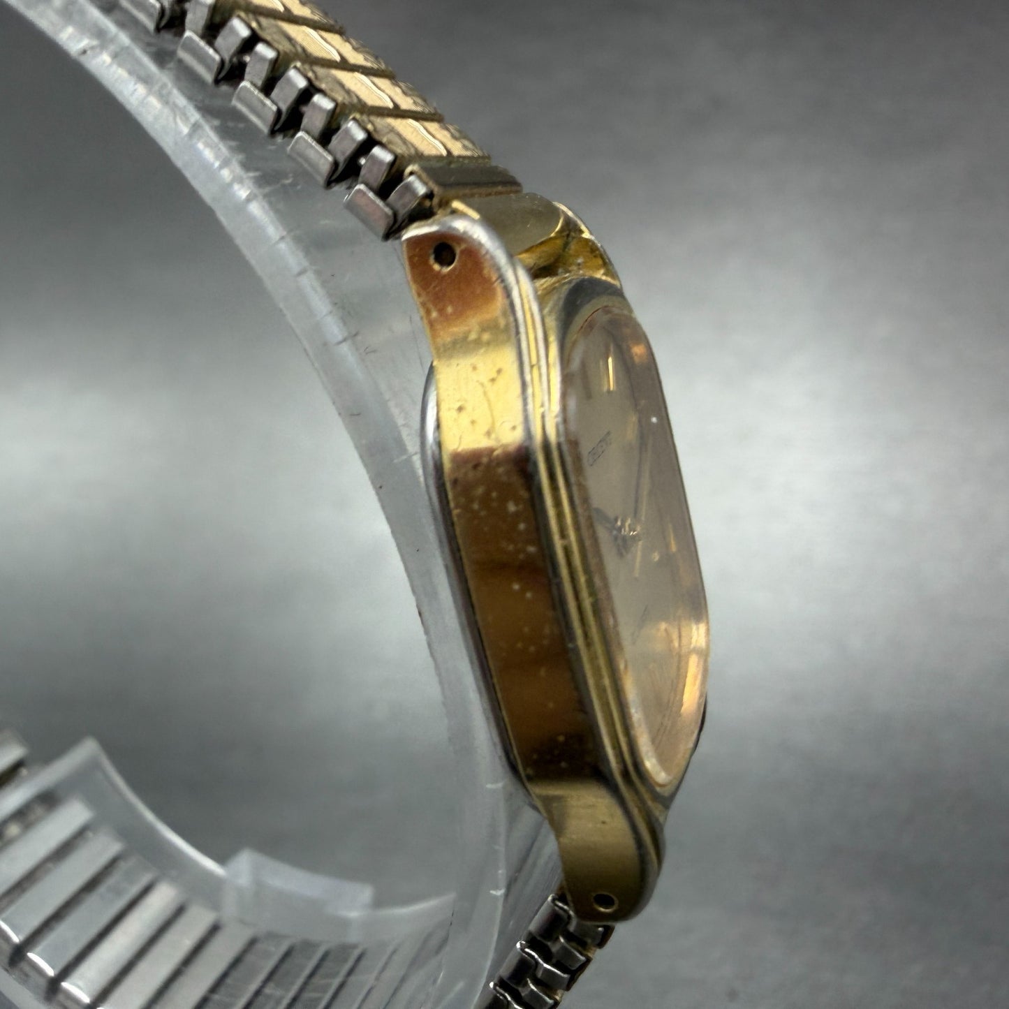 Orient Watch Women 19mm Gold Dial Gold Tone Oval A054960-20 New Battery3