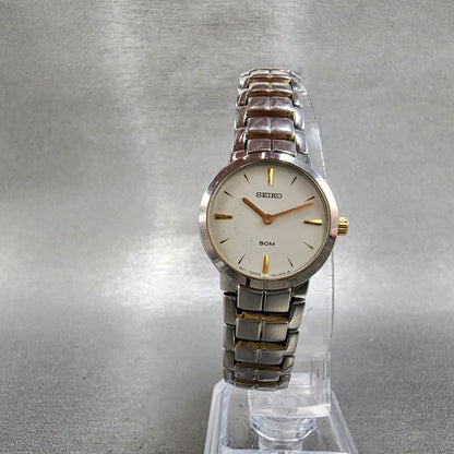 Seiko 50m Watch Women 25mm White Dial Two Tone Round 7n000ar0 New Battery5