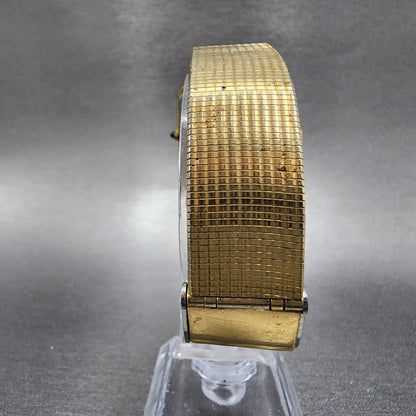 VTG Pulsar Tank Watch Men 24mm Black Dial Gold Tone Rectangle Y100-5689 PARTS