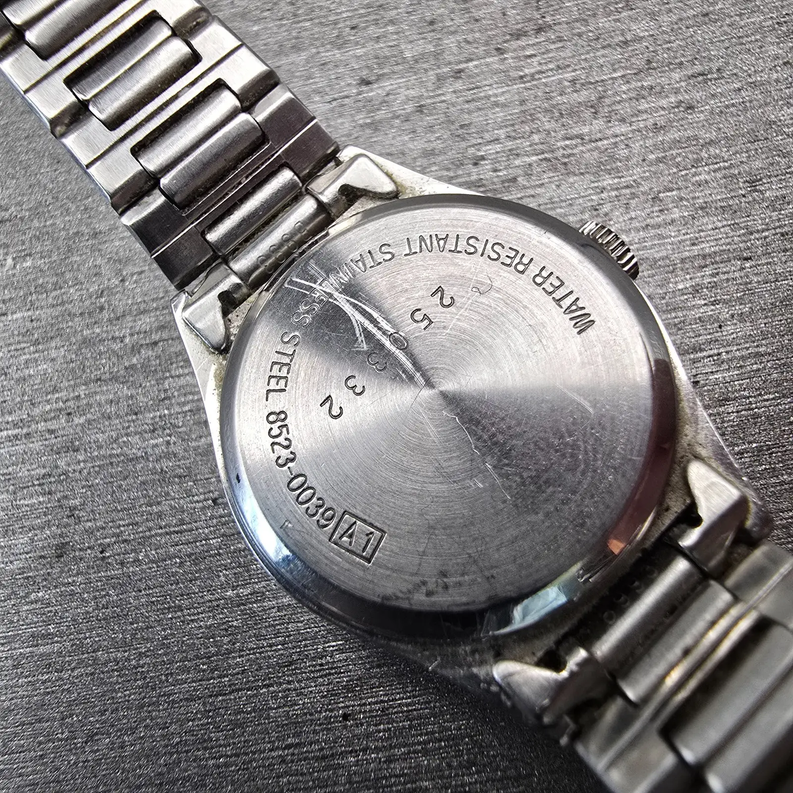 Seiko SQ Watch Women 23mm White Dial Silver Tone Daydate 8523-0039 New Battery10