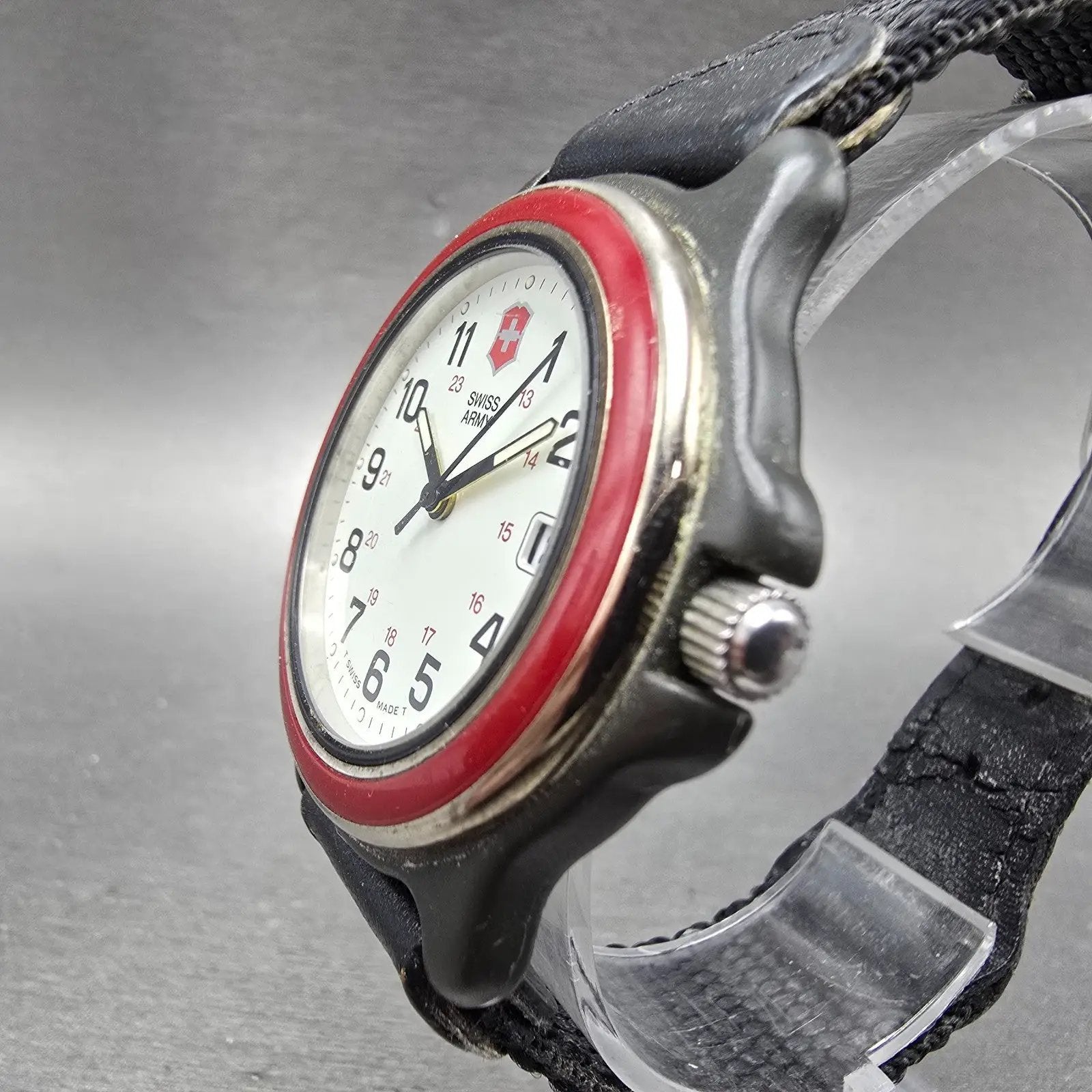 Victorinox Swiss Army Watch Men 39mm White Dial Black Tone Date Round PARTS JKQ3
