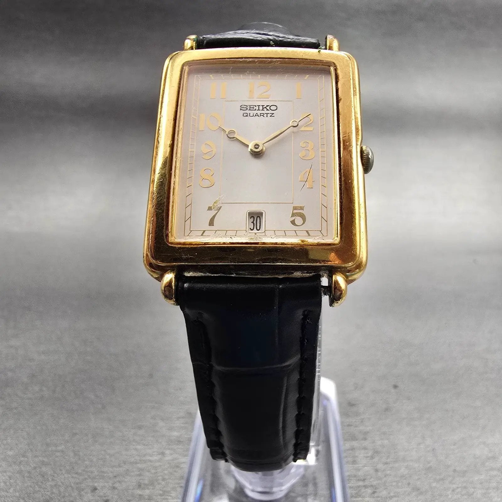 Seiko Tank Watch Men 26mm Silver Dial Gold Tone Date Rectangle 7N29-5B99 New Bat5