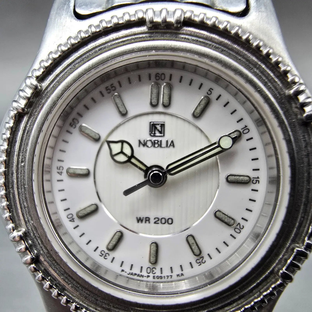 Citizen Nobila Watch Women 27mm White Dial Silver Round 4633-E68460 New Battery1